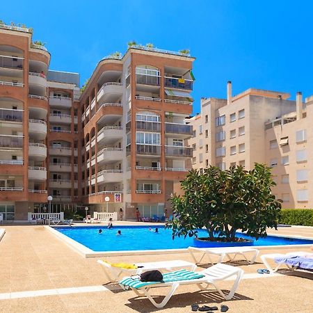 Uhc Center Apartments Salou Bagian luar foto