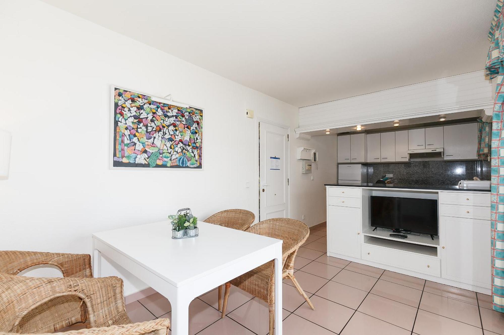 Uhc Center Apartments Salou Bagian luar foto