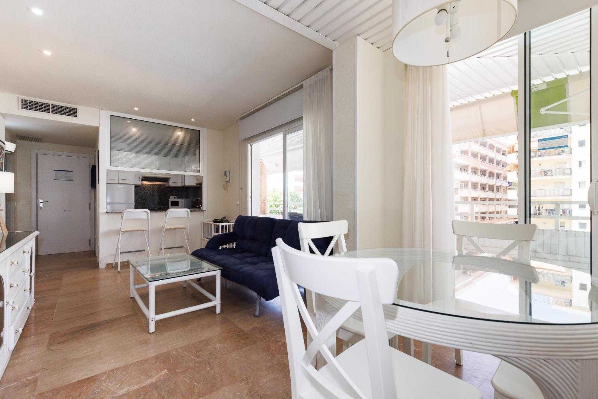 Uhc Center Apartments Salou Bagian luar foto