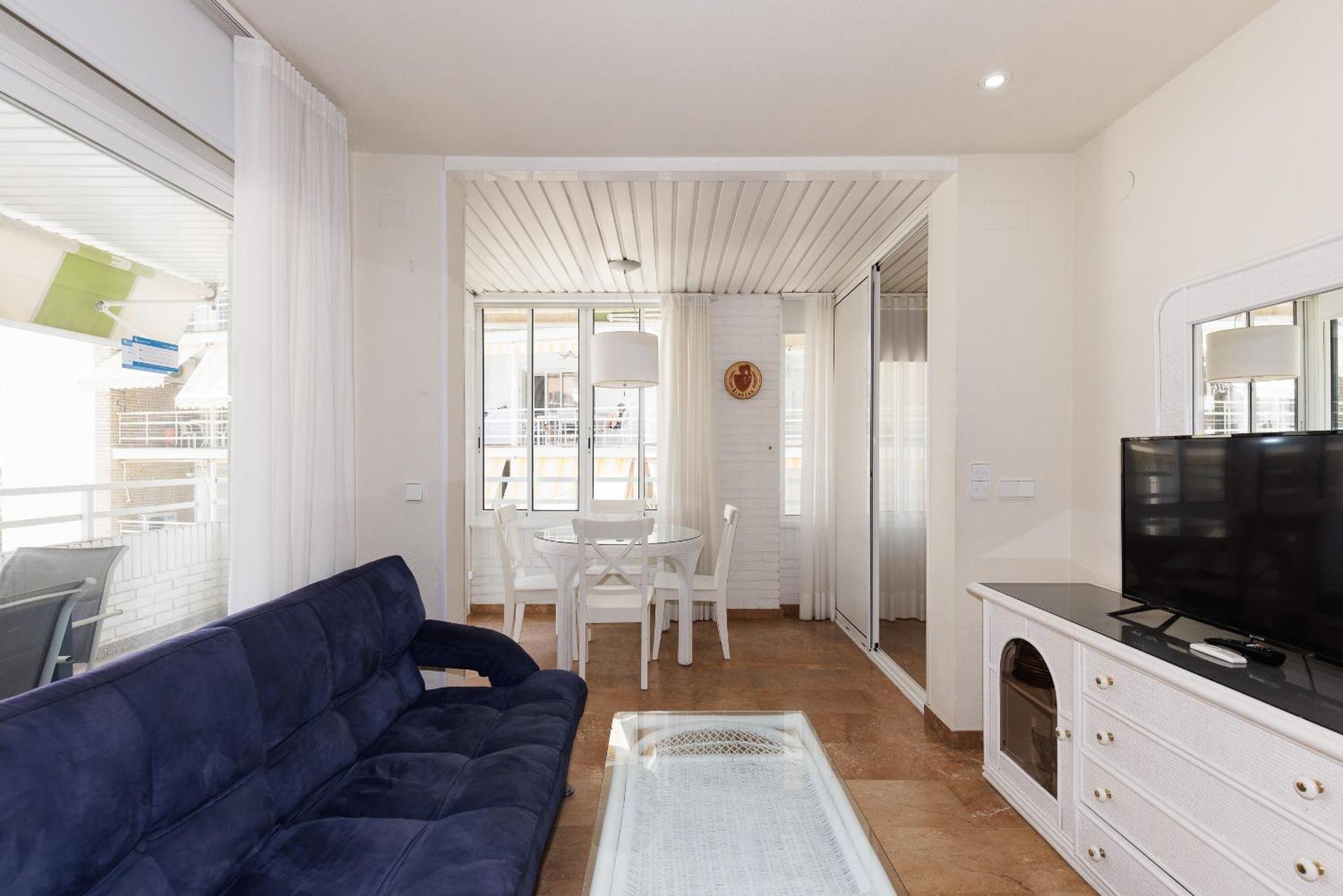 Uhc Center Apartments Salou Bagian luar foto