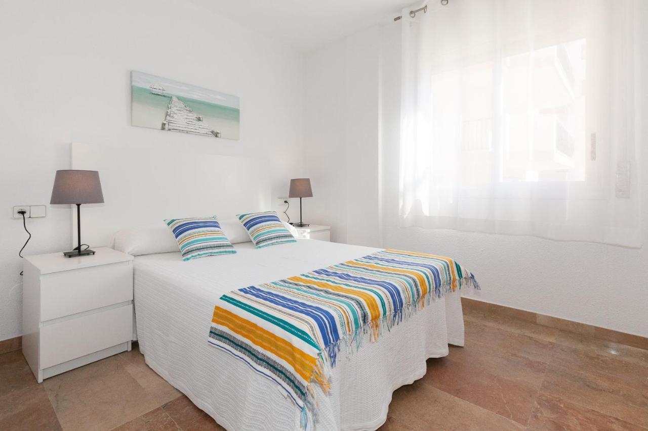 Uhc Center Apartments Salou Bagian luar foto